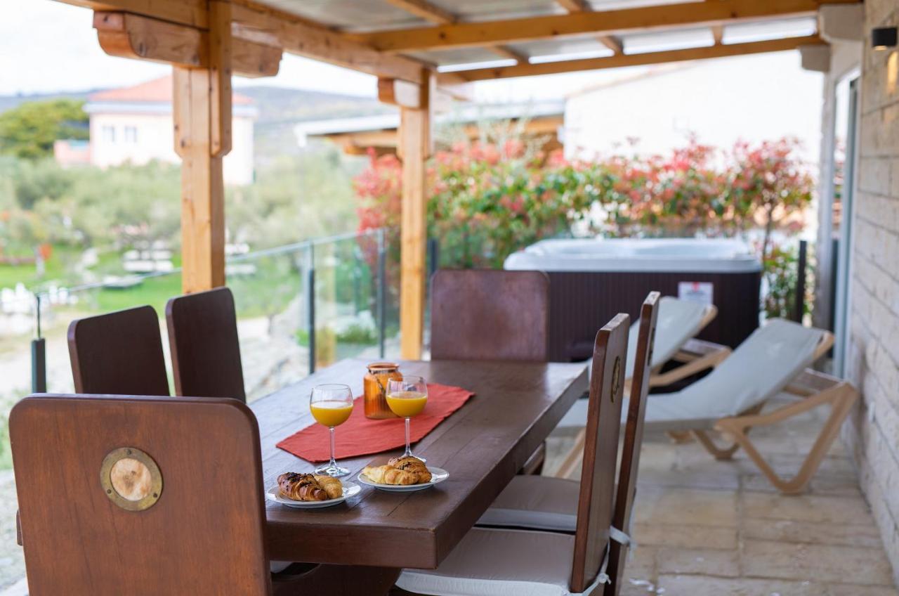 Holiday Homes Kanajt Punat Kültér fotó