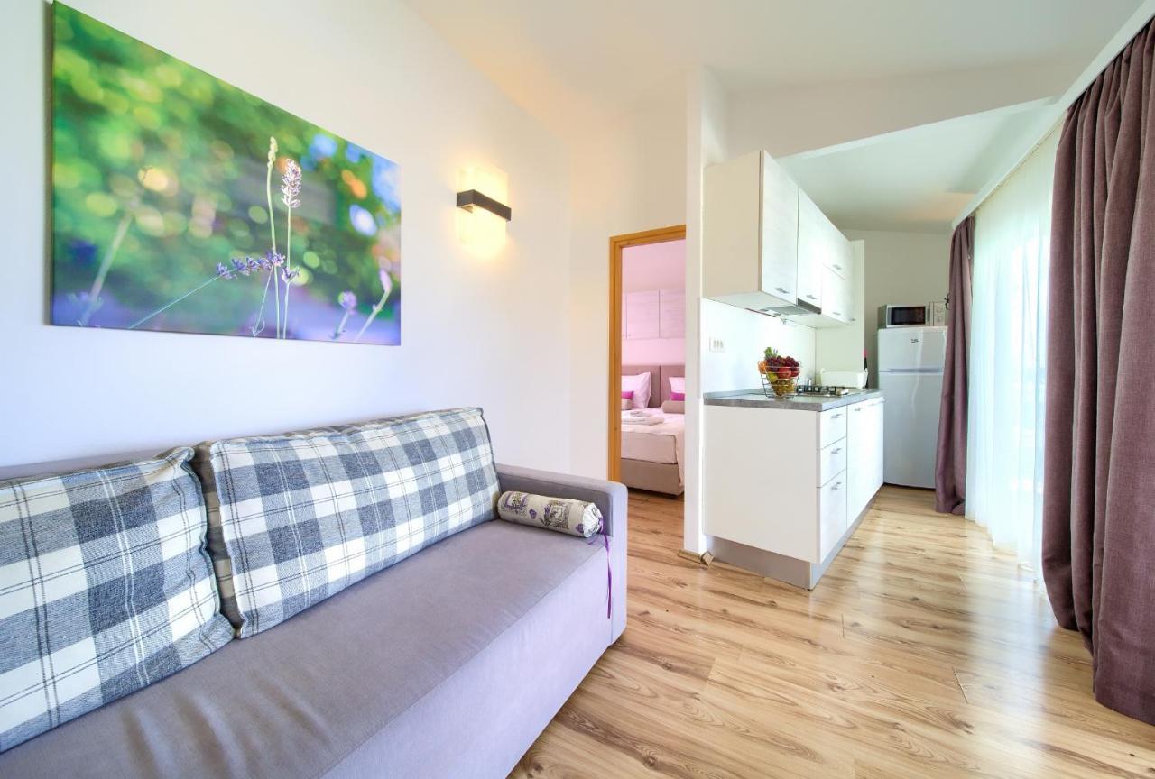 Holiday Homes Kanajt Punat Kültér fotó
